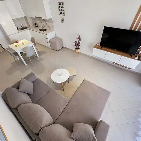 Oceanica Apartment *